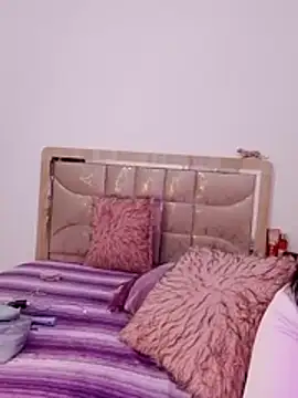 Hot-inasss 即時 XXX 聊天