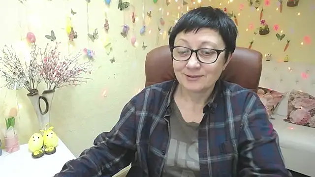 EmilyL0ve – Naživo XXX chat