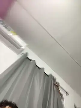 vanilla_Kush Chat XXX in diretta