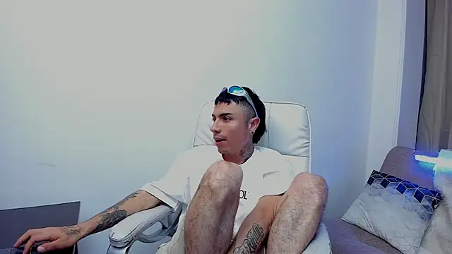 Charlie_Foxie Webcam-Show