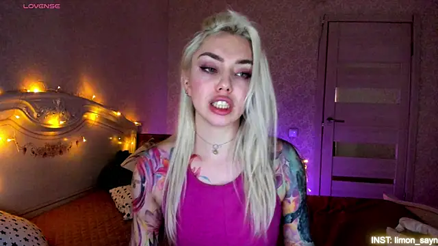 LillyMoure_ 即時 XXX 聊天