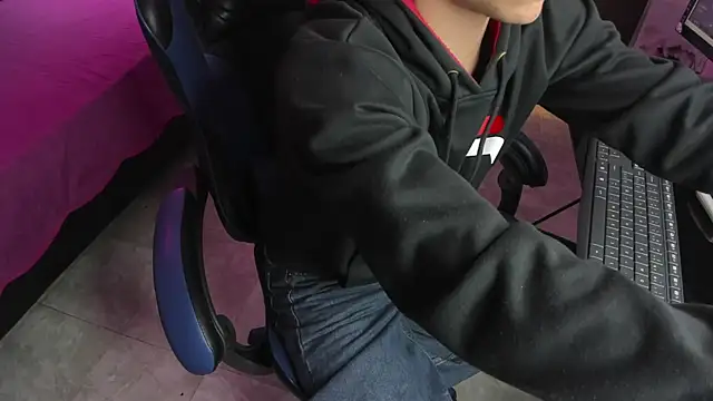 SamBlack_ 现场XXX聊天