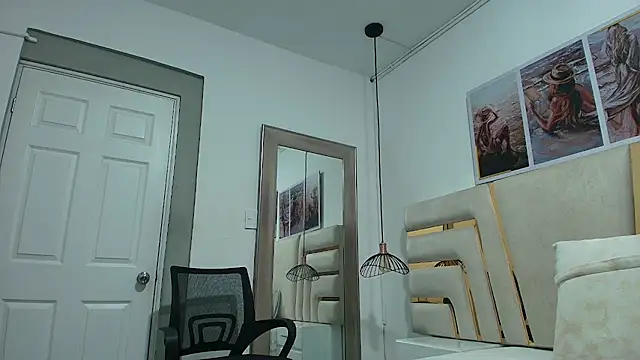 Noelle_Minx Adlı Modelin Canlı XXX Sohbeti