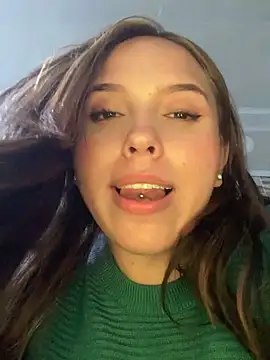 lunacandy_0 Adlı Modelin Canlı XXX Sohbeti