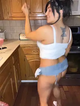 LittleMissEeve's Live XXX Chat