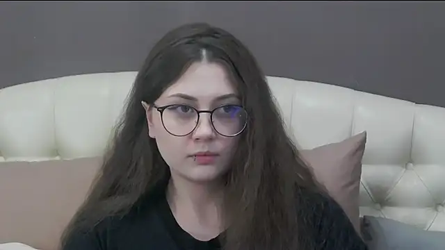 عرض كام KellieMartin