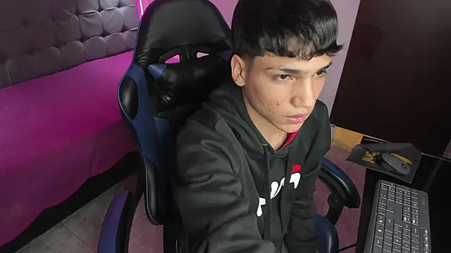 SamBlack_ 网络视讯表演