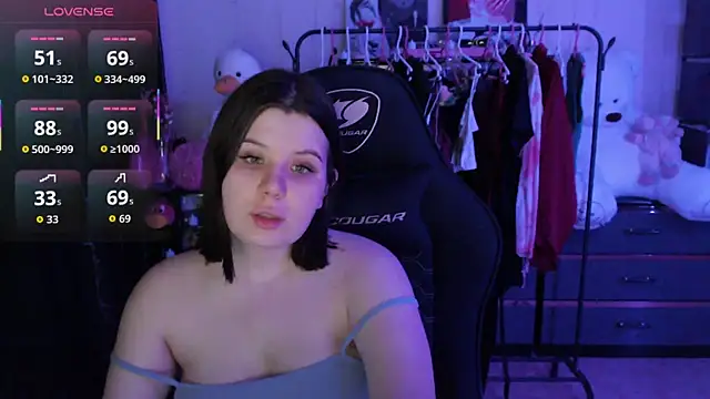 AmyVibess' Live XXX Chat