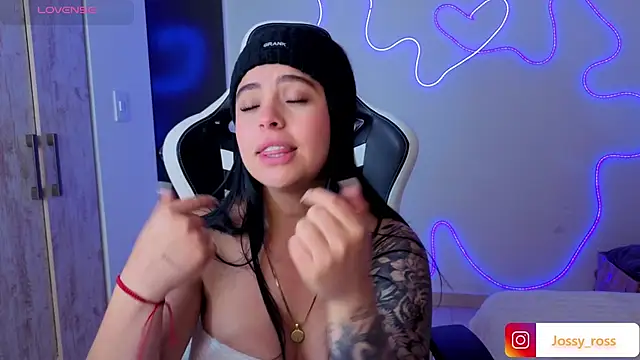 Chat XXX en directo de Victoryyy_