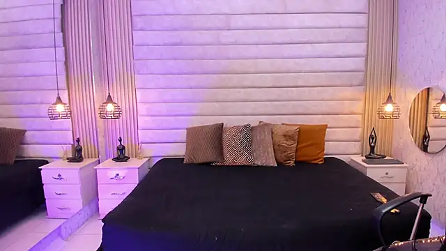 VictoriaaBlair's Live XXX Chat