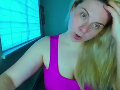 callme_iva's Webcam Show