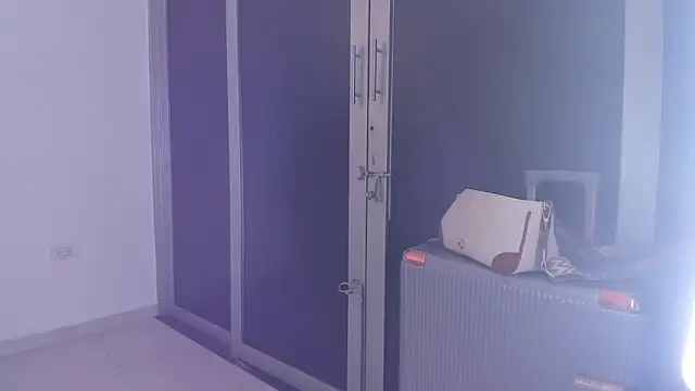 Онлайн чат XXX Taylor_Royal_