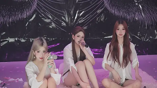 sweetgirls888 网络视讯表演