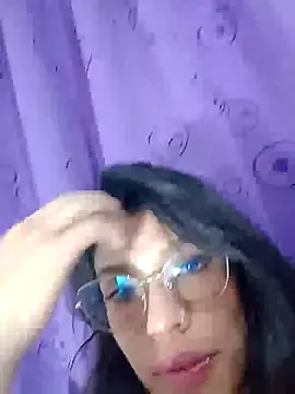 avalustyyのライブXXXチャット