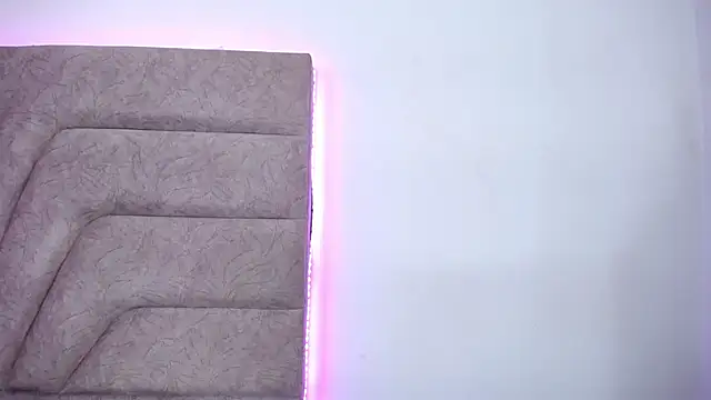 Jessica_KrafttのライブXXXチャット