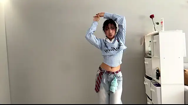 SweetMiaXO's Webcam Show