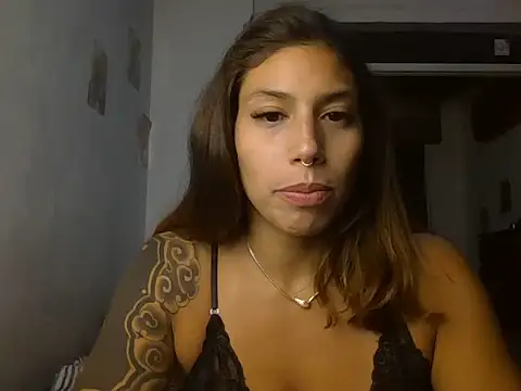 Show de JulietaBass na webcam