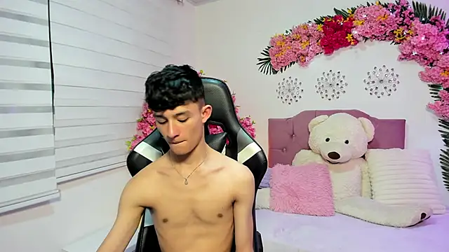 Patrick_Howland_ Webcam show