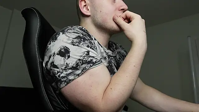 Chat XXX Live Richard_Dullas