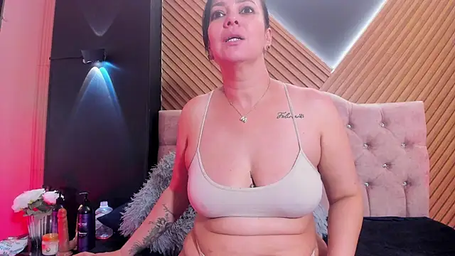 FelinaJohnson 웹캠 쇼