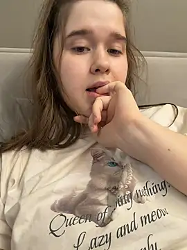 Show de HornyGirlH na webcam