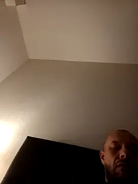 Webkamerová show Guitccch