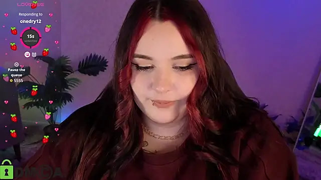 Mia_R0ss Adlı Modelin Canlı XXX Sohbeti