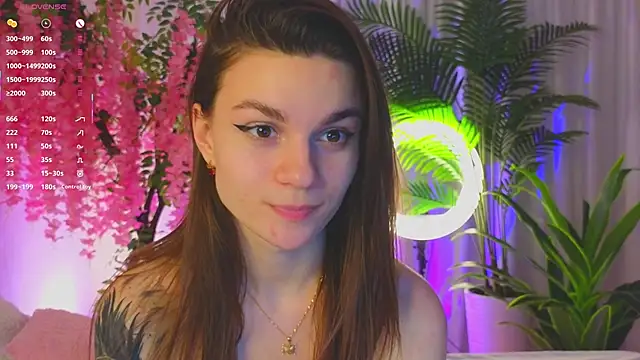 EvaHair Adlı Modelin Canlı XXX Sohbeti