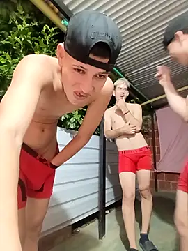 Show Webcam de 3hornys-straights