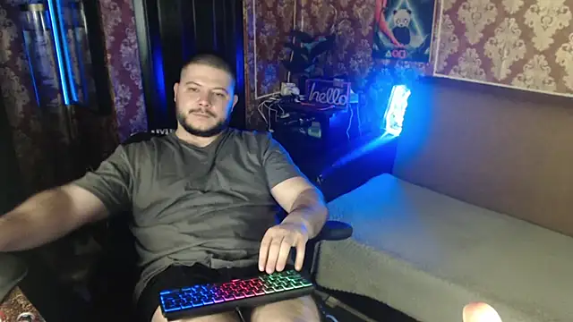 thor_master Chat XXX in diretta