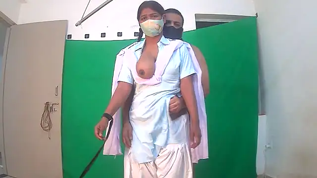 Komal_Meghawani: διαδικτυακό σόου στην κάμερα