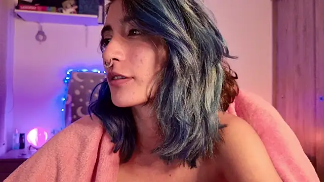 LunaisBack 现场XXX聊天