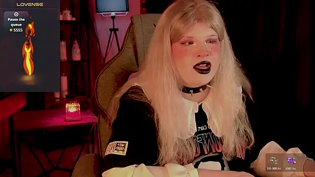 LilithNlsn – Naživo XXX chat