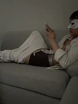 boyhigh1997 Show Webcam