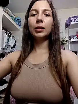 دردشة Arianna_Moss الجنسية المباشرة