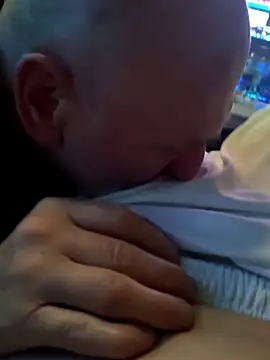 0SEANX webkamerás műsora