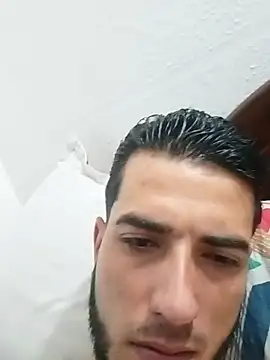 XXX chat uživo modela marc_ruffa