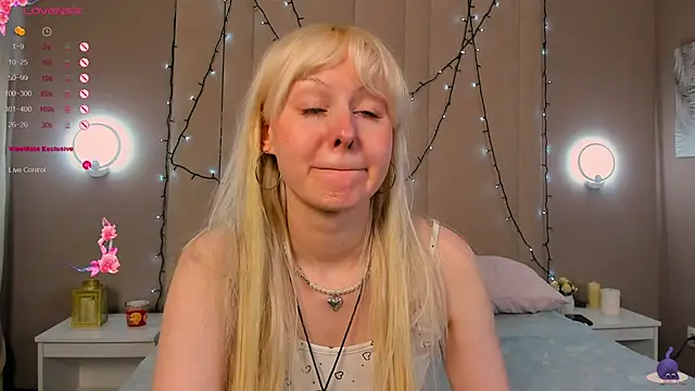 AdeleSilvy 即時 XXX 聊天