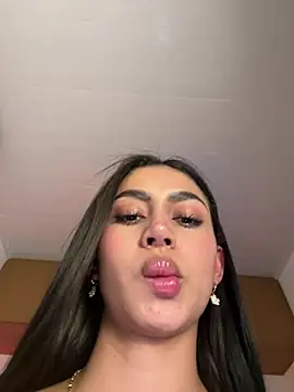 maddy_bronw_ 即時 XXX 聊天