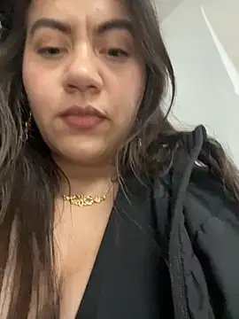 Iam__Cristal 即時 XXX 聊天