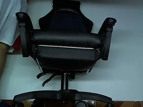 Webkamerová show Alphacashmaster777