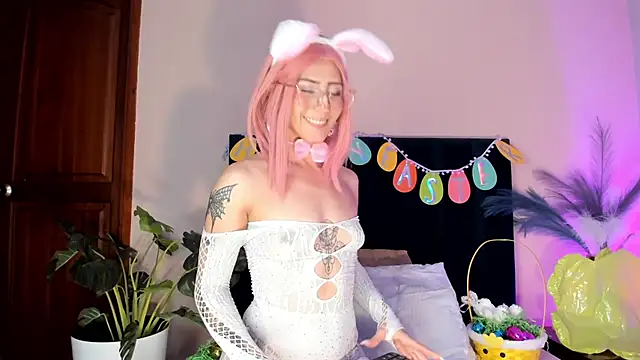 Chatroom XXX en direct de AnnaDenver