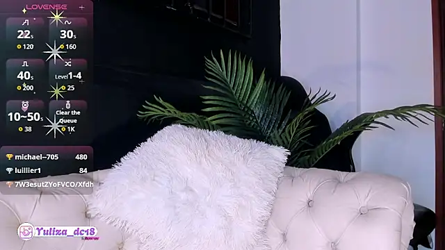 Chat XXX en directo de Luxury_Woman