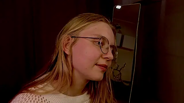 AlicaCohill's Live XXX Chat