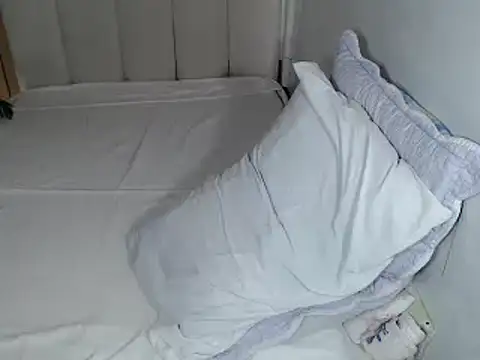 Yourlovelywife_jedy Webcam show