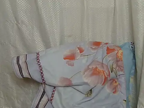 แชท XXX สดของ ChubbyButty