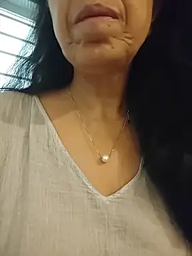 NakedMILFx live XXX chat