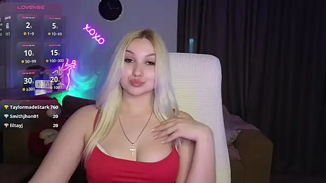 adrelaxina 即時 XXX 聊天