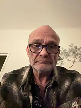 Shyboy817 Webcamshow