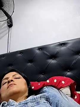 Linda_Lars Chat XXX in diretta